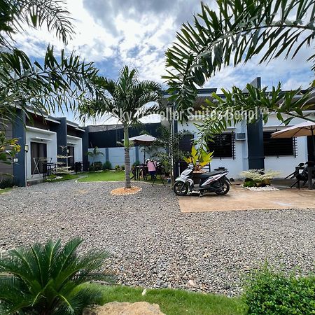 Sky Traveller Suites Panglao Exteriör bild