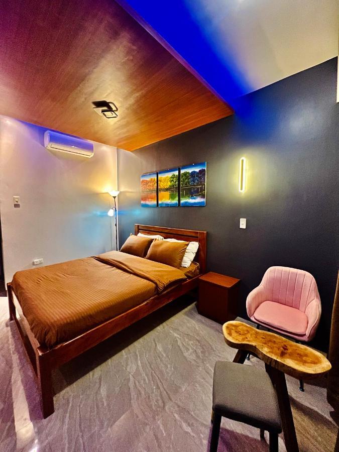 Sky Traveller Suites Panglao Exteriör bild