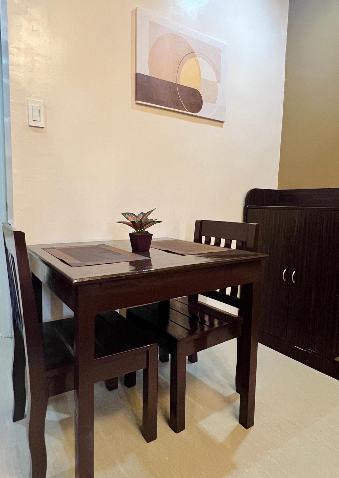 Sky Traveller Suites Panglao Exteriör bild