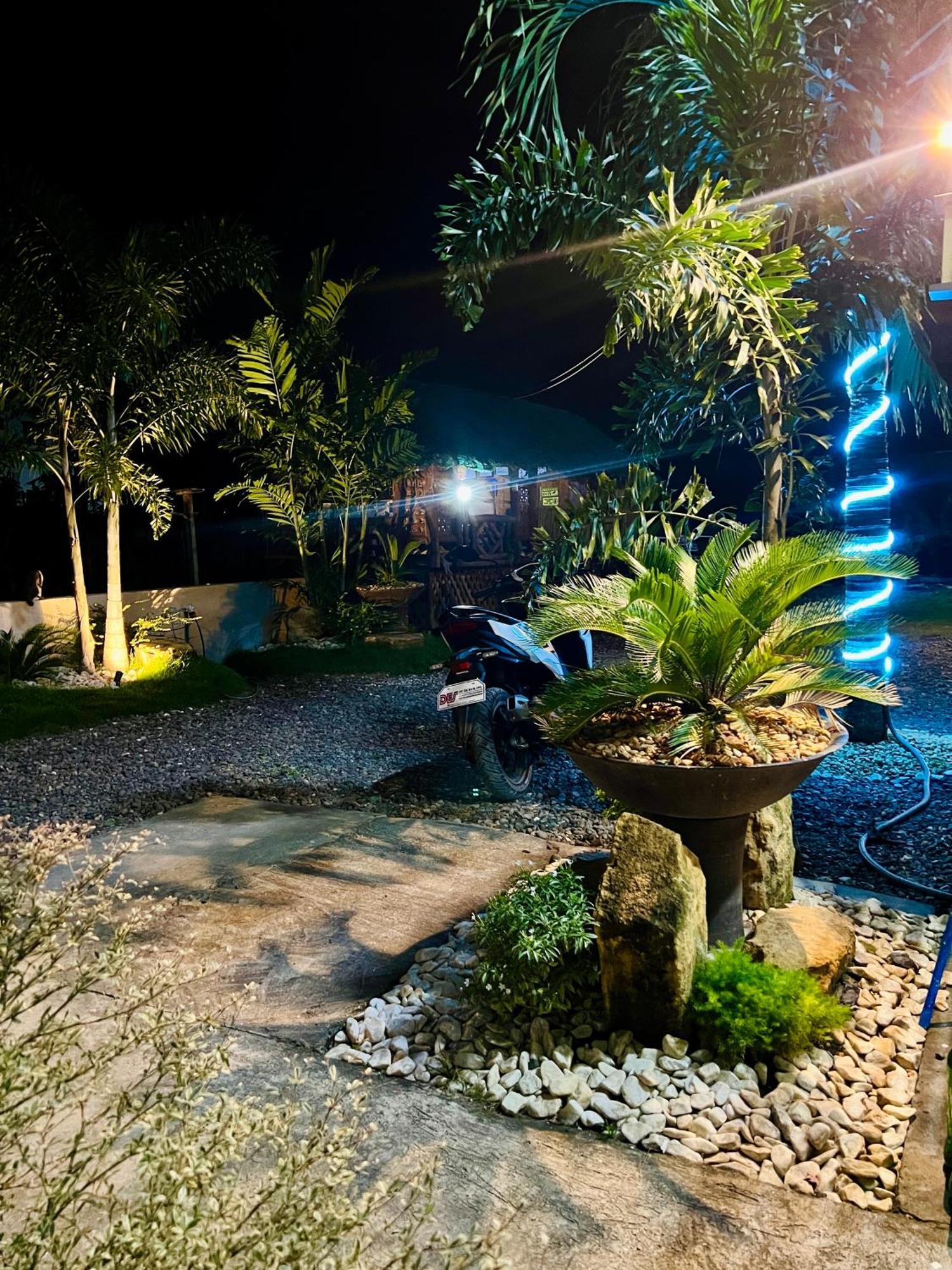 Sky Traveller Suites Panglao Exteriör bild